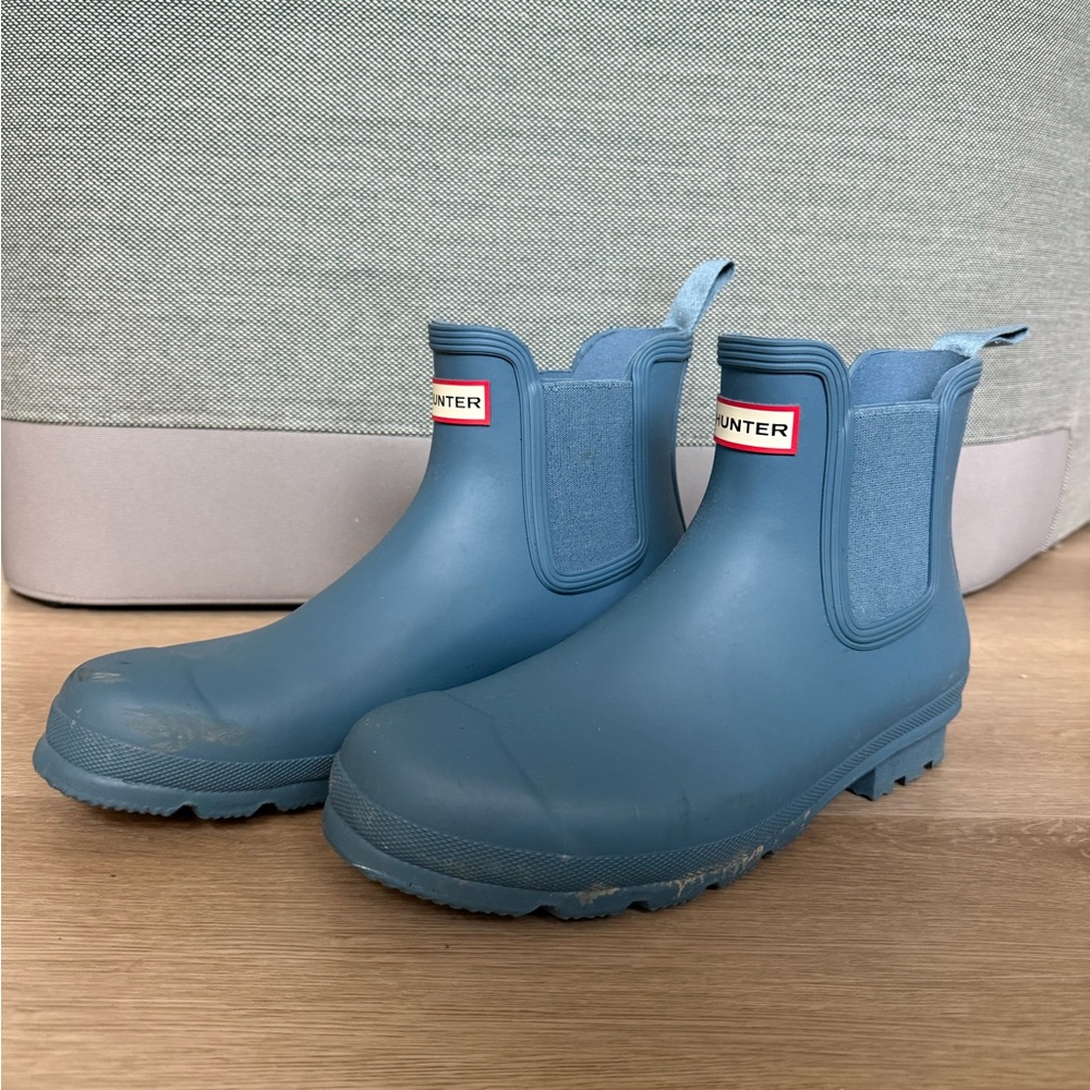 Used Hunter rubber rain boots